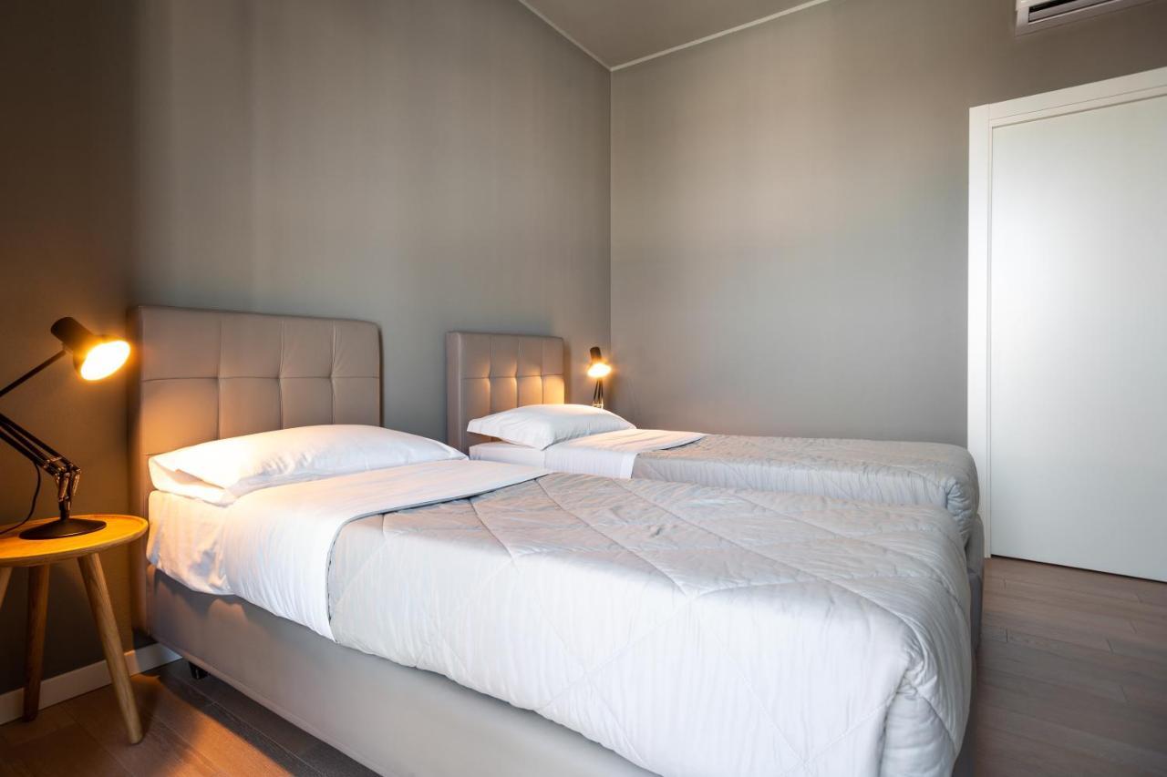 Dreams Hotel Citta Studi Милано Екстериор снимка